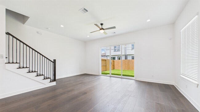 Foto del edificio - 6734 Lozier St