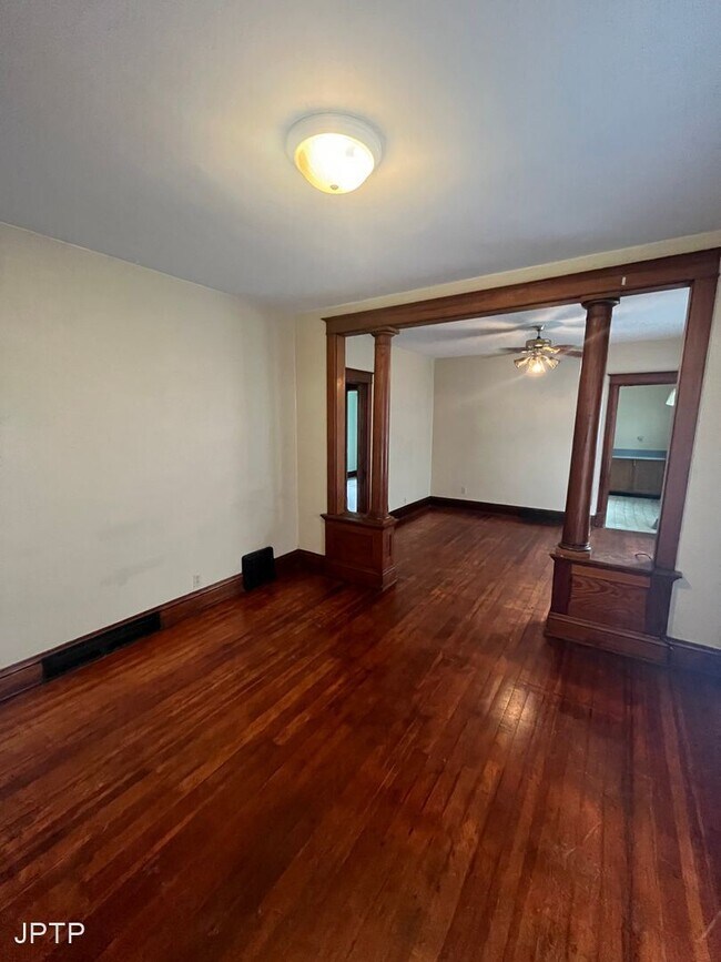 Foto del edificio - 2 br, 1 bath House - 3219 8th avenue