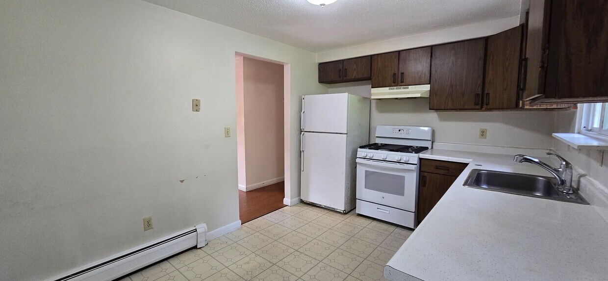 Foto principal - 206-208 Higgins Crowell Road