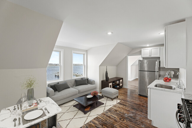 Building Photo - 17 Hancox St