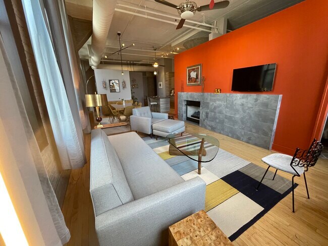 Foto del edificio - 728 W Jackson Blvd