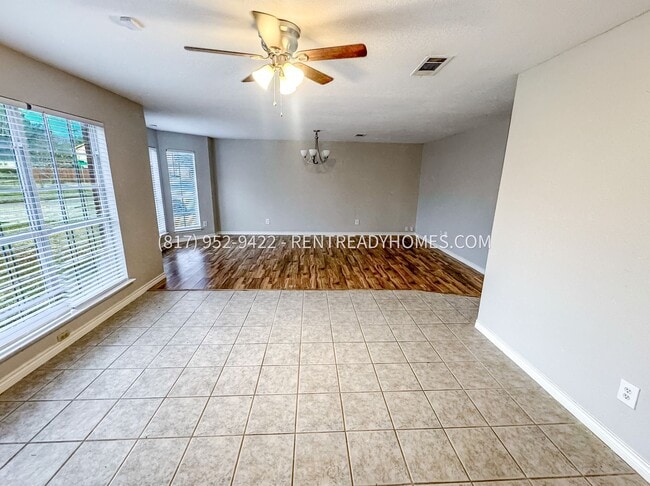 Photo - 2410 Richfield Dr House