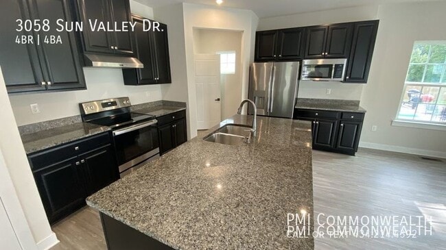 Building Photo - 3058 Sun Valley Dr