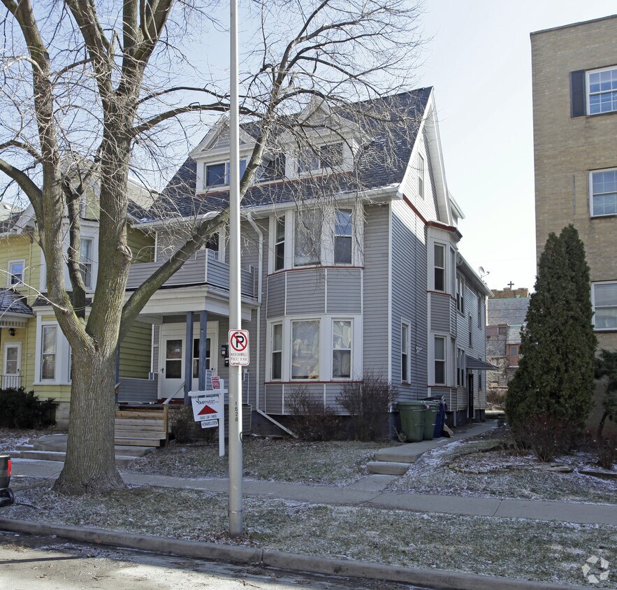 Primary Photo - 1528 N Marshall St