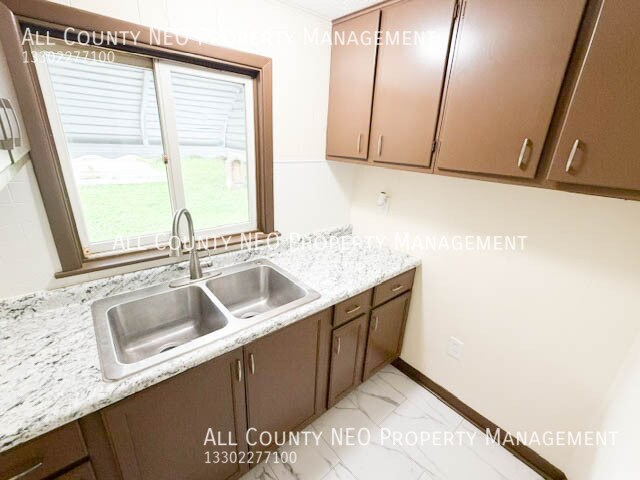 Foto del edificio - 723 E 156th St