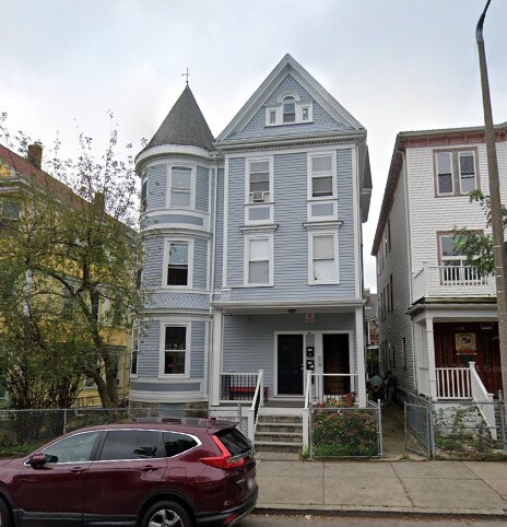 Primary Photo - 336 Centre St