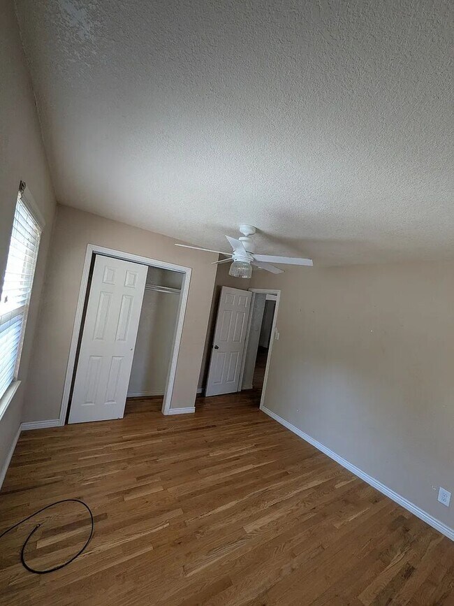 Foto del edificio - 4209 S Sherman St