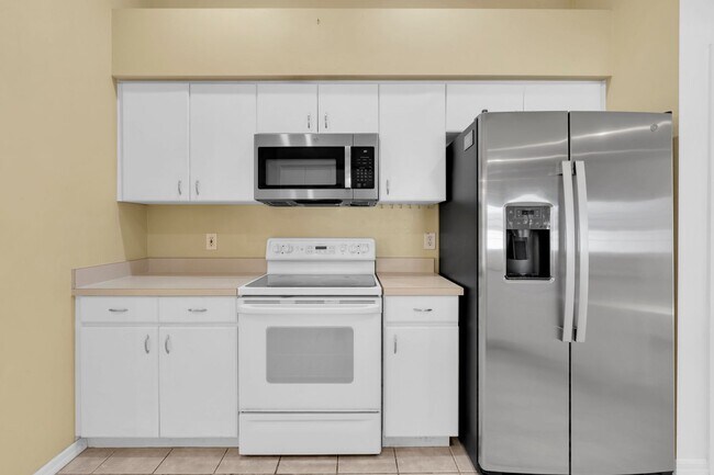 Foto del edificio - Large Spacious 4 bedroom 2 bath