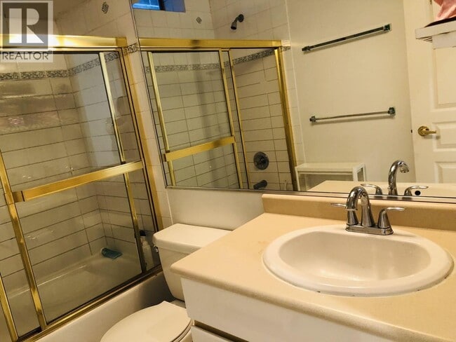 Photo du bâtiment - Basement-38XX W 10TH AVENUE