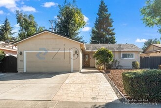 Building Photo - 869 San Lucas Ave