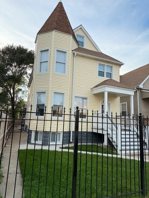 Primary Photo - 640 N Laramie Ave