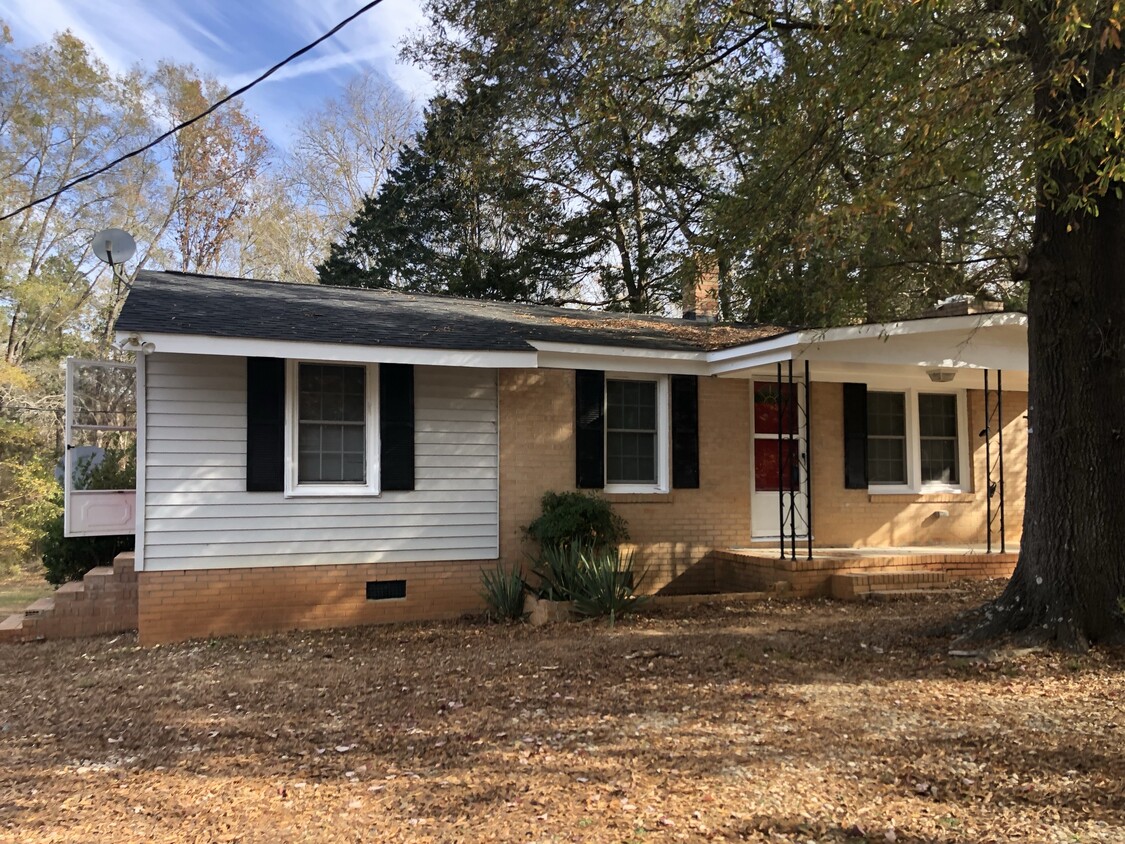 Primary Photo - 11120 Monticello Rd