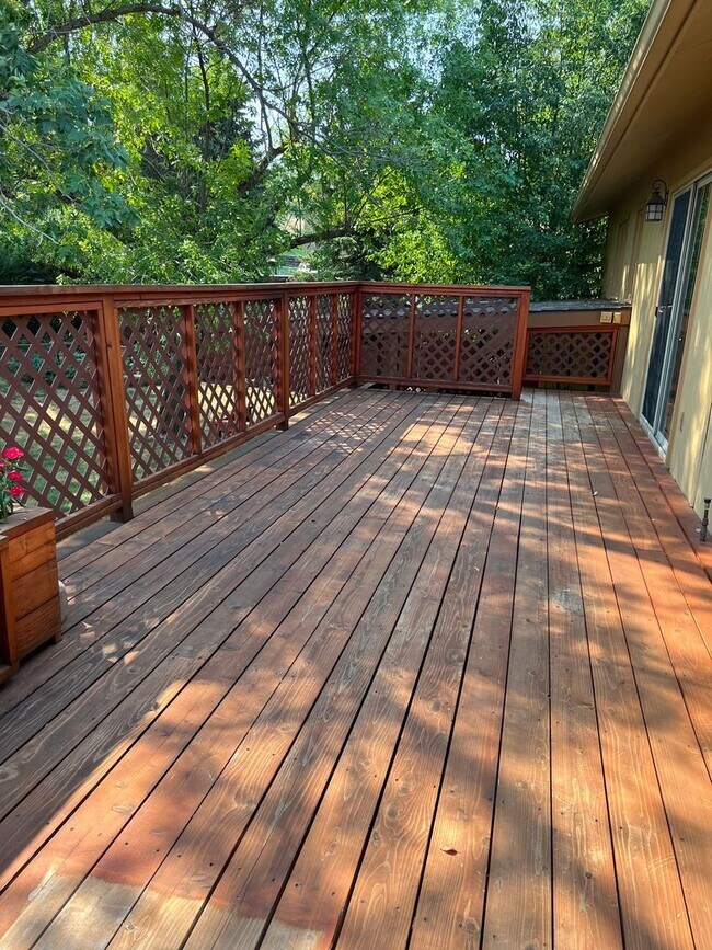 Foto del edificio - ~ FALL FEELS (And DEALS!) ~  Elegant 4-Bed...