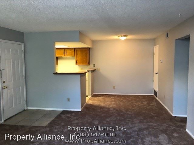 Foto del edificio - 2 br, 2 bath House - 921 S. Zeno Way #106