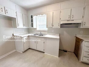 Building Photo - 6546 Telia Dr