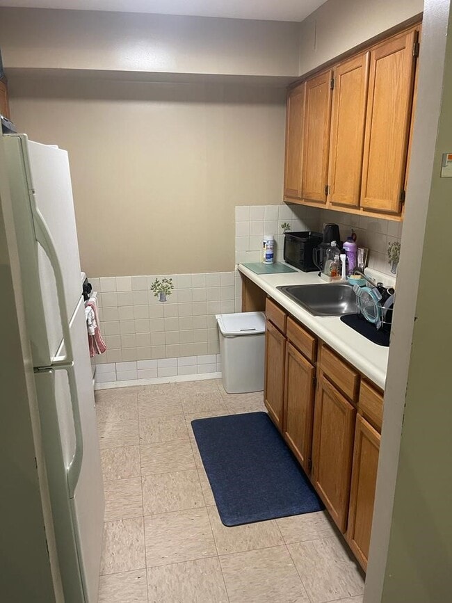 Foto del edificio - 940 E 181st St