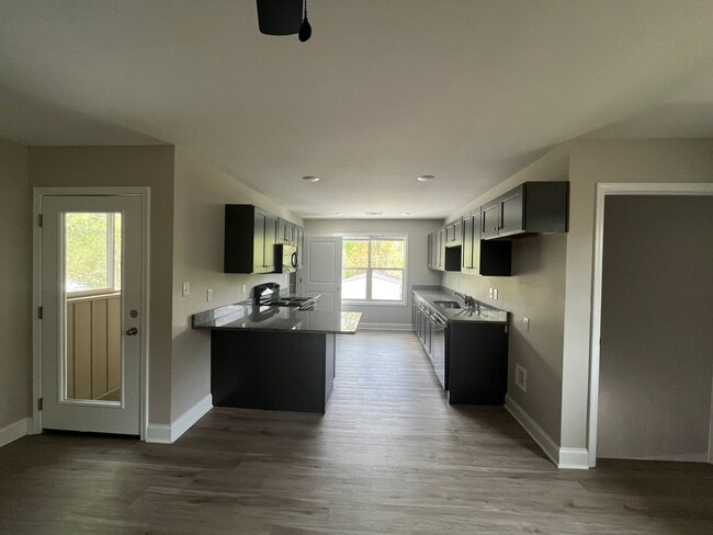 Building Photo - Jacksonville Duplex