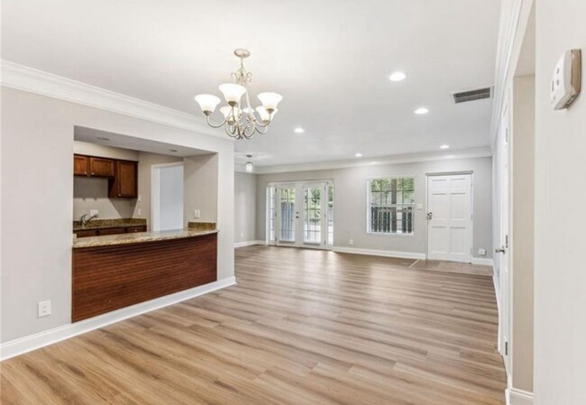 Foto del edificio - 6980 Roswell Rd