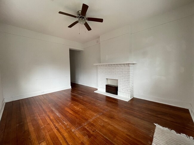 Photo - University Area Renovated 3 Bedroom! Townhome