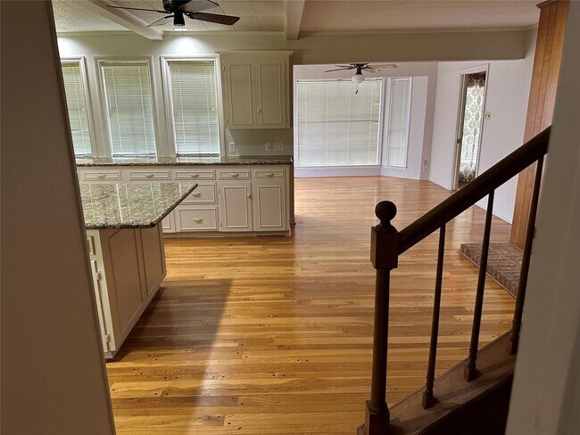 Foto del edificio - 227 Farm to Market Rd 723