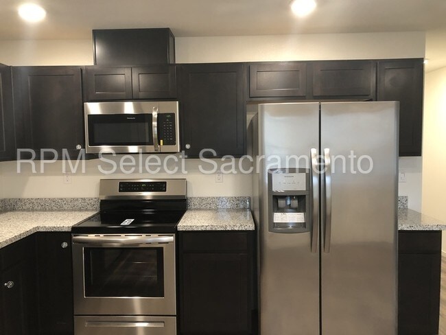 Building Photo - BRAND NEW 3 Bed 2 bath home in Natomas!