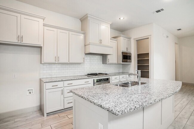 Foto del edificio - 4618 Marble Cyn Wy