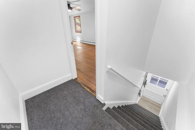 Building Photo - 225 Pershing Ave