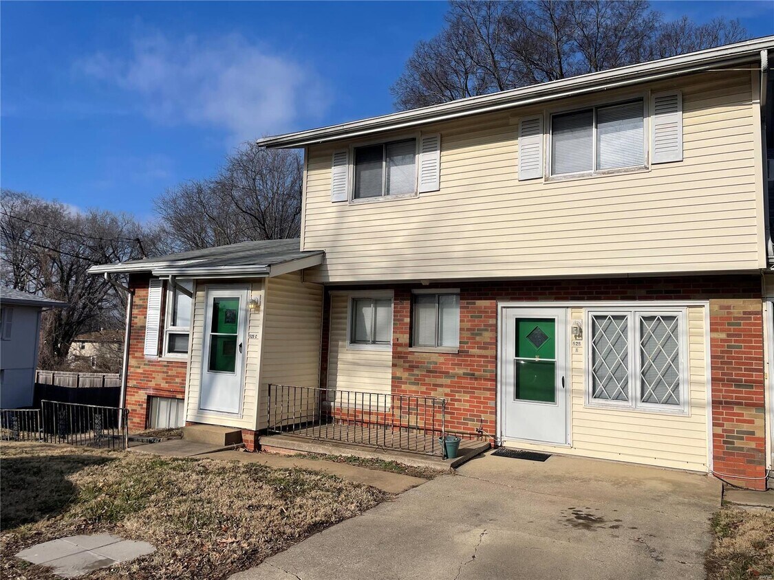 Foto principal - 525 Sullivan St
