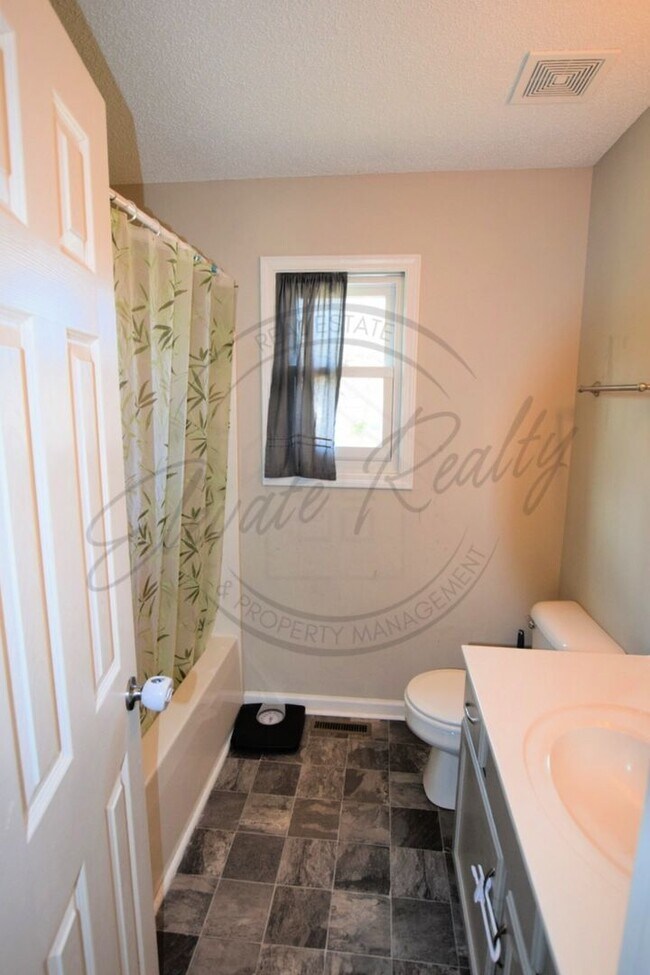 Building Photo - ON SPECIAL! THIS PROPERTY HAS A 1/2 OFF TH...