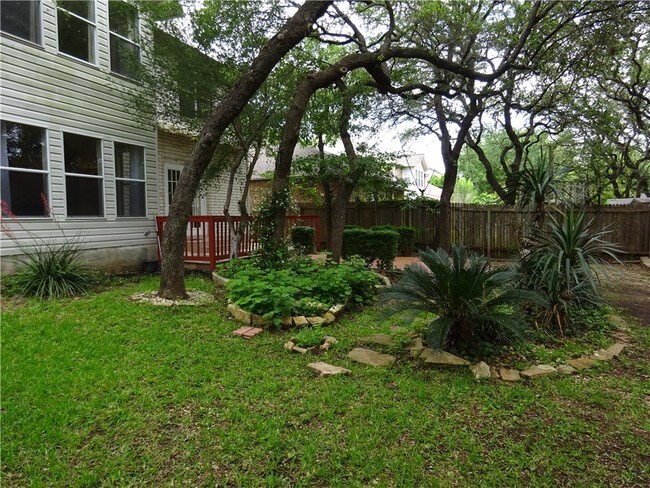 Building Photo - 1716 Barrilla St