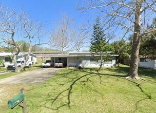 Building Photo - 14 Ronnie Cir Building Photo - 14 Ronnie Cir