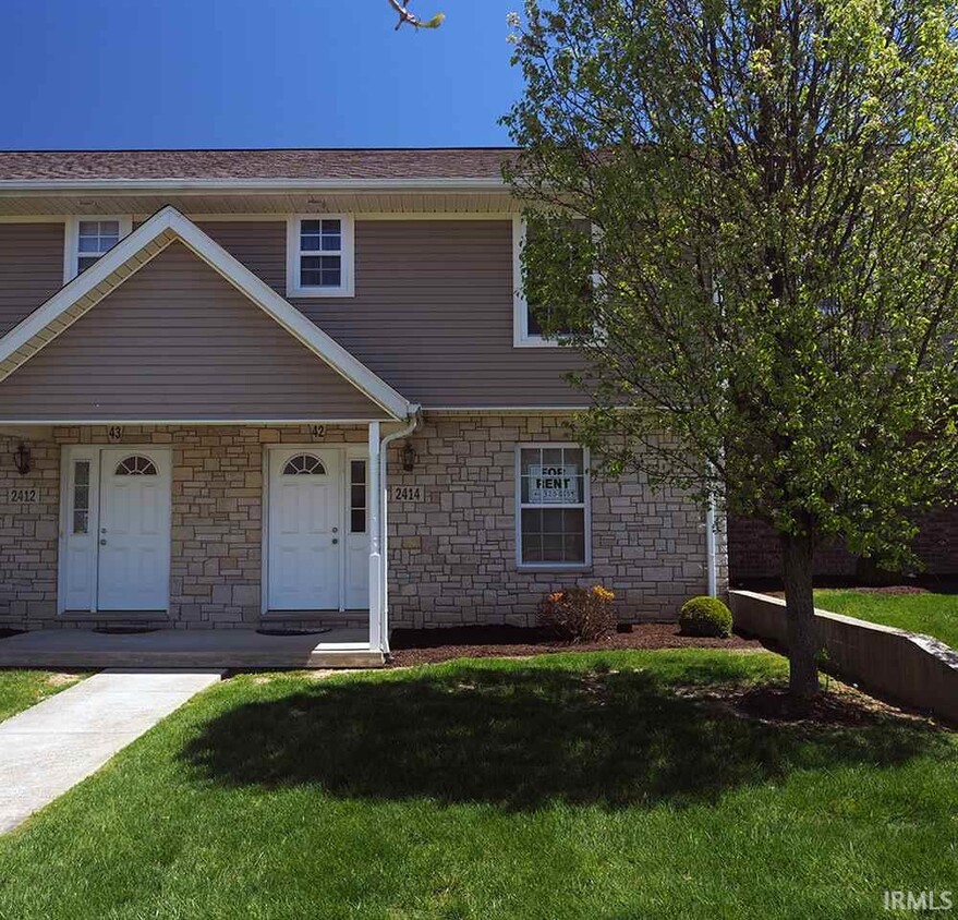 Primary Photo - 2414 S Woolery Mill Dr