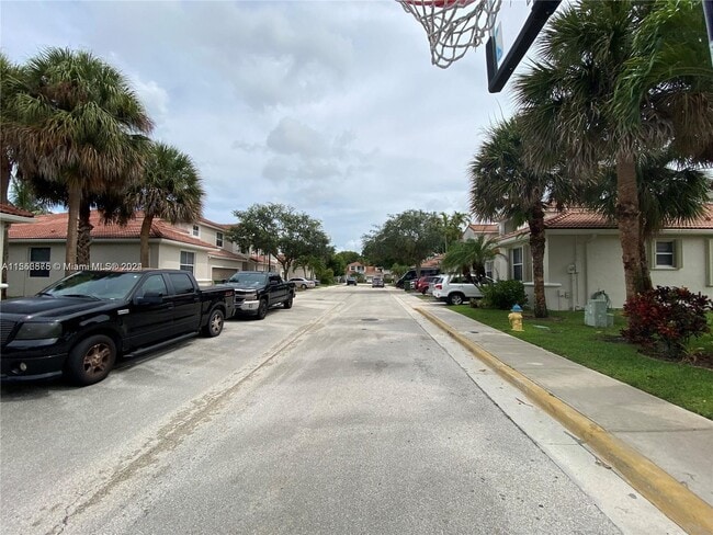 Building Photo - 856 NW 132nd Ave