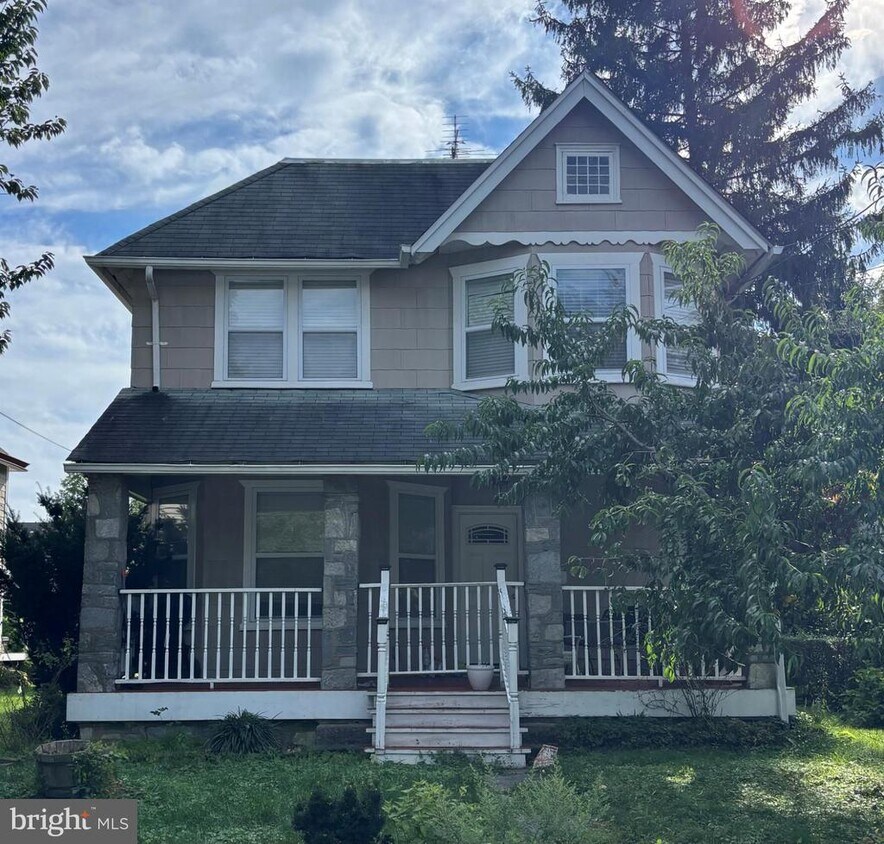 Foto principal - 62 Waterloo Ave
