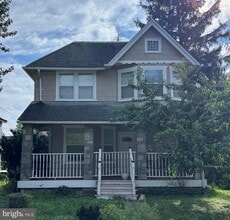 Building Photo - 62 Waterloo Ave