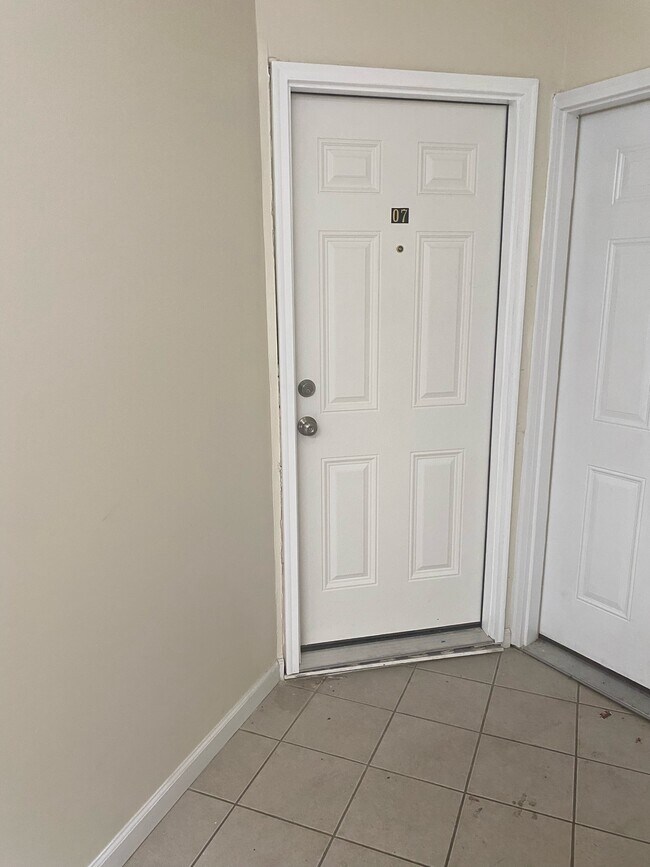 208 Bloomfield Ave Unit 207, Bloomfield, NJ 07003 Apartments 208