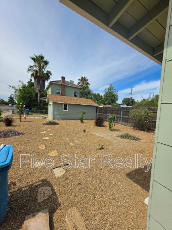 Foto del edificio - 831 8th St