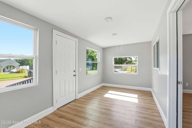 Foto del edificio - 1610 Craig Ave