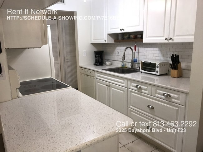 Building Photo - 3325 Bayshore Blvd