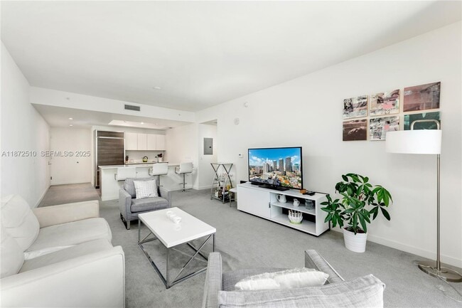 Building Photo - 1100 S Miami Ave