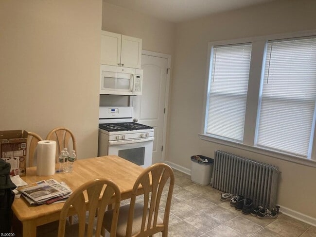 Photo - 132 Stevens Ave Apartment