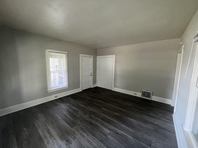 Foto del edificio - Large 1BR in Wayland