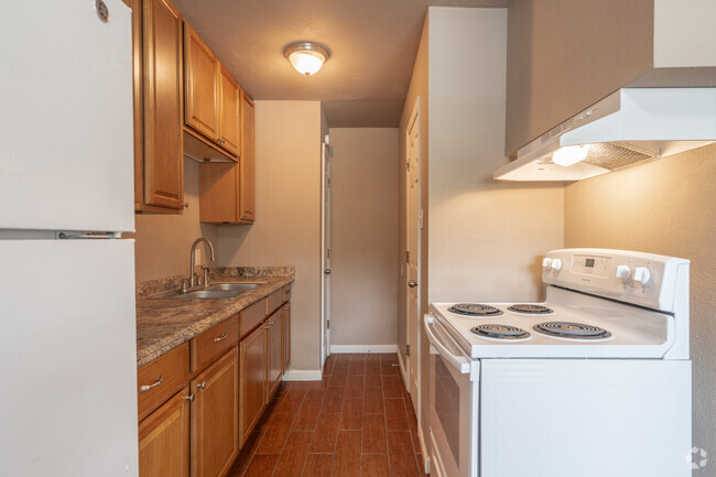 Interior Photo - Pine Shadows Duplex Apartments