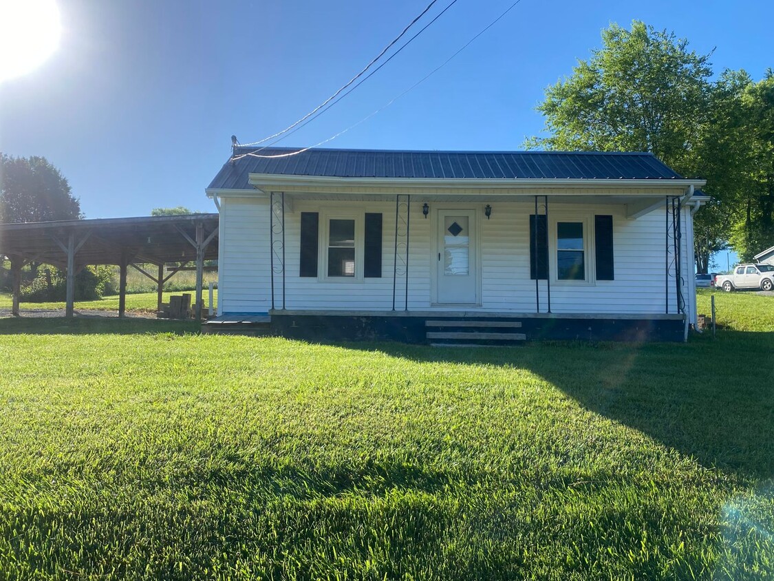 Primary Photo - 1 Bedroom 1 Bath Home Located in Greene Co...