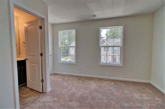 Foto del edificio - 2 BR/ 2.5 Bath Townhome located in The Tow...