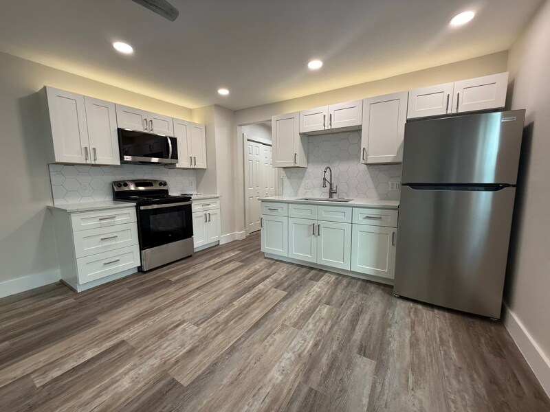 Photo - 5437 Essex Ave S (Gulfport, FL)