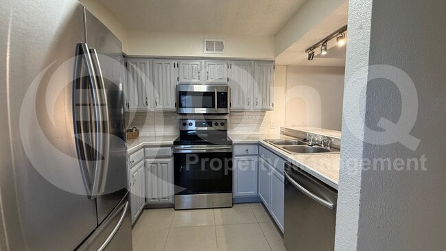 Photo - 855 Dublin Dr House