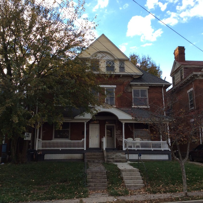 Foto principal - 633 Hawthorne Ave