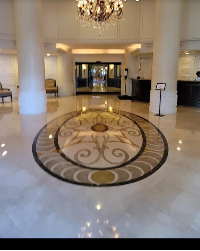 Foto del edificio - 3530 Mystic Pointe Dr