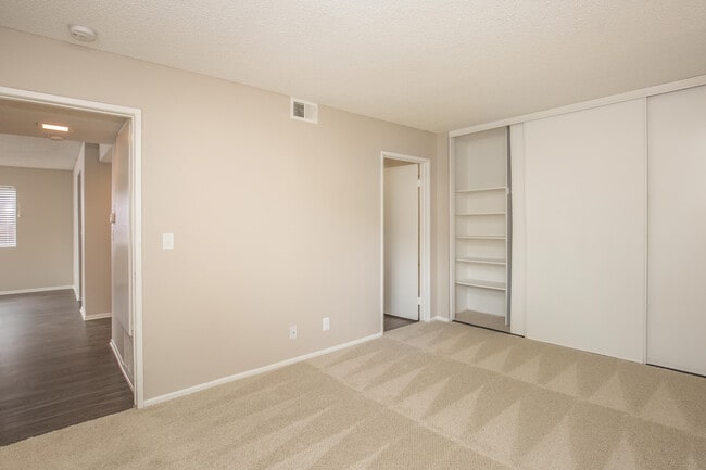 Building Photo - Mountain Springs Apartment Homes